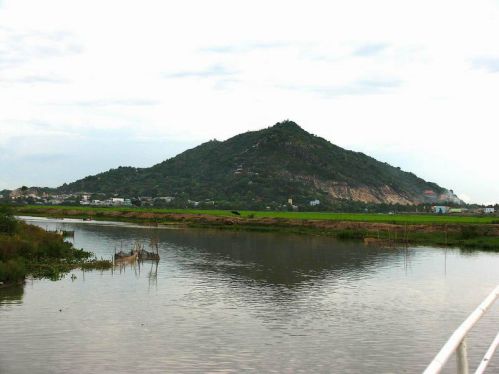 voyage an giang - circuit delta du mékong - montagne vinh te