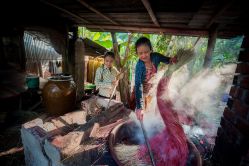 Visitez les villages artisanaux traditionnels pour profiter la rythme de vie au delta du Mékong