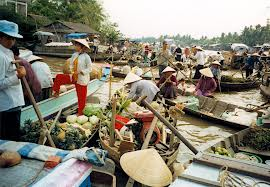 Le marché flottant au Delta du Mekong Vietnam