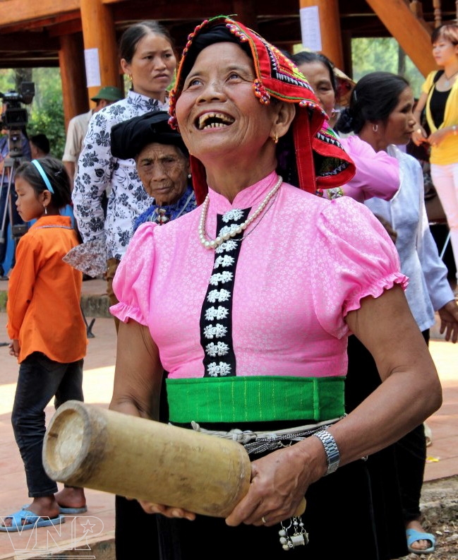Une femme Thai à Moc  Chau