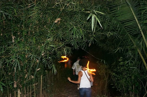 torche en feuille de coco